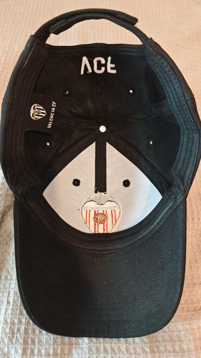 Шапка с козирка Valencia CF