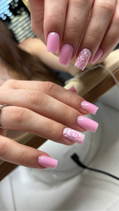 Наращивание ногтей