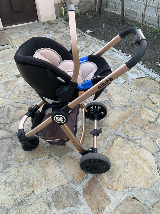 детска количка и кошче за автомобил