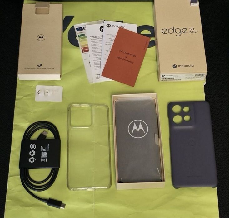 КАТО НОВ 256GB Motorola EDGE 50 neo Гаранция Yettel '27 Grasaille Gray