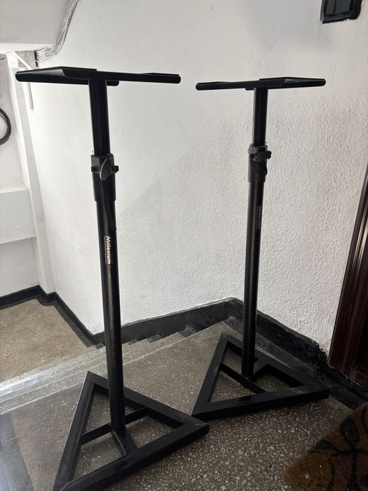 Set 2 stative monitoare studio Millenium BS-500