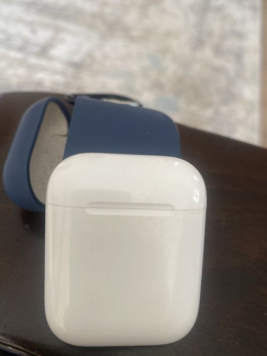 Продам наушник от айфон
