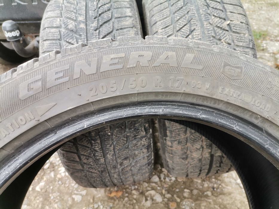 Джанти лети и железни