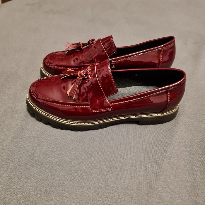 Vând pantofi mărimea 38