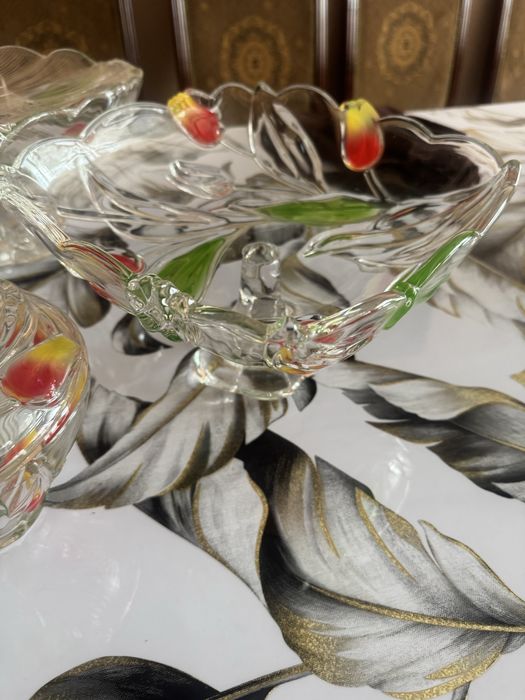 Продам хрустальную вазу и салатницу