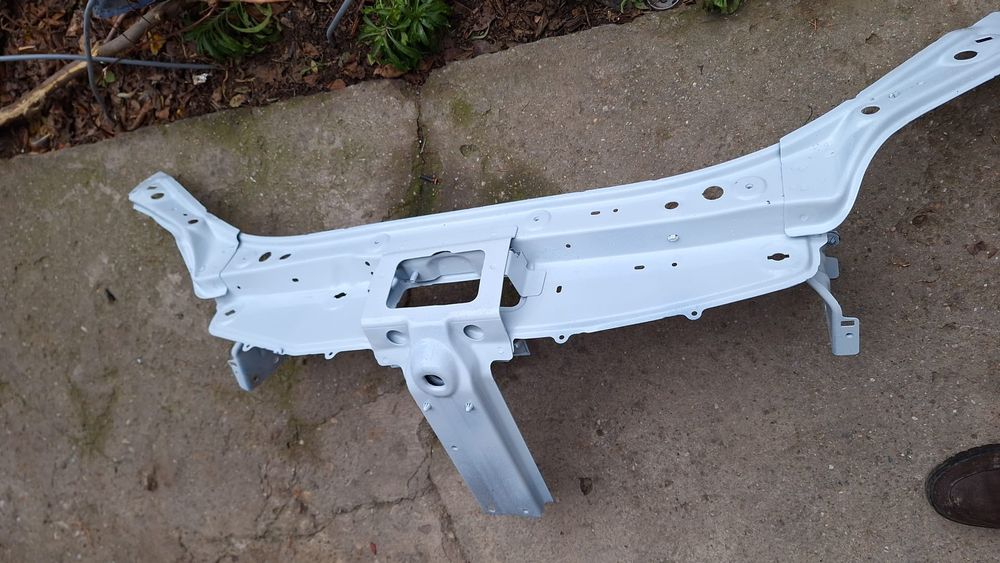 Vand piese auto Dacia logan