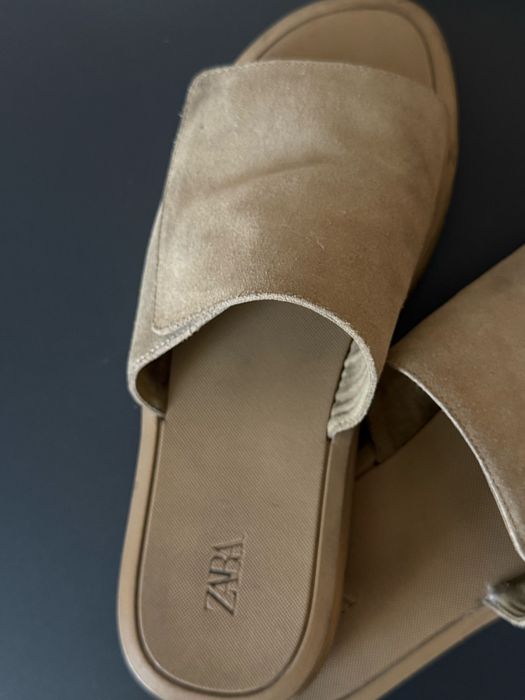 Мужские тапочки ZARA