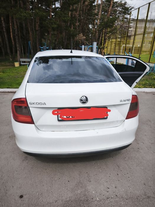 Продам авто skoda rapid