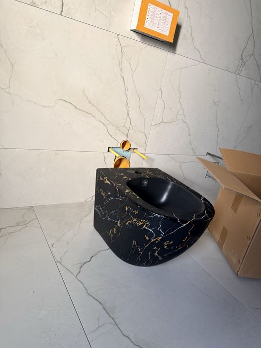 Vas WC si bideu suspendat