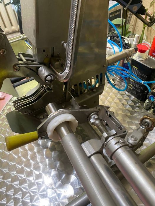 Клипсатор колбасный