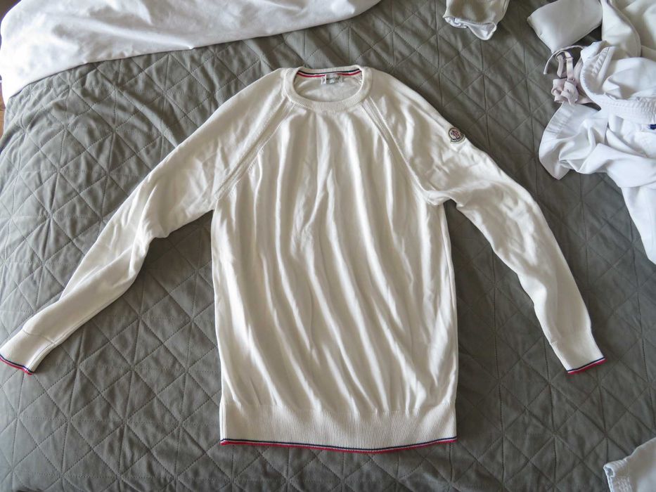 Чисто нова мъжка бяла блуза Moncler