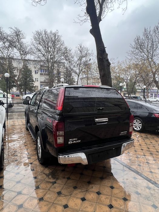 Isuzu 2021 yil dizel