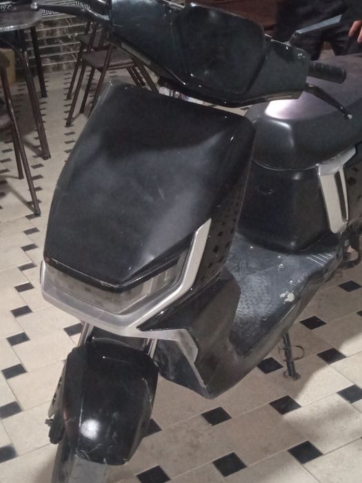 Skuter 6 akkumlyatorli