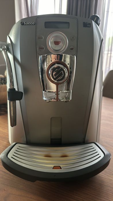 Продавам кафемашина saeco