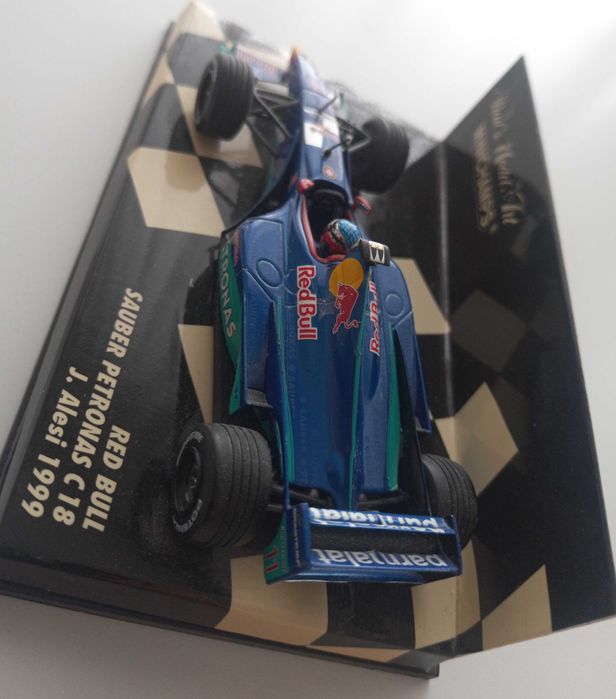 1/43 Red Bull Sauber Petronas C18 – Jean Alesi(1999) с автограф