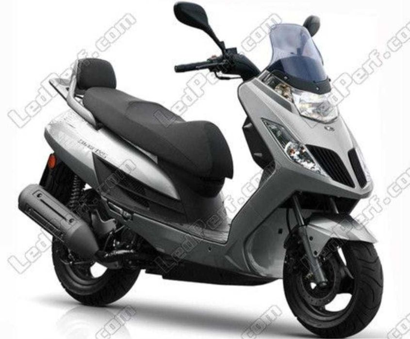 dezmembrez piese motor carene kymco dink yager x-town  people downtown