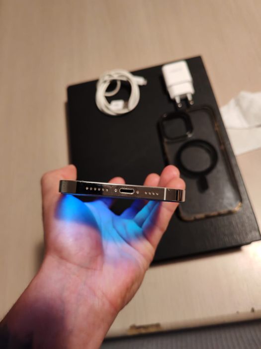 iPhone 13 Pro Max 256GB  9.5/10 | Încărcător, Husă & Folie | Baterie originalǎ 73%