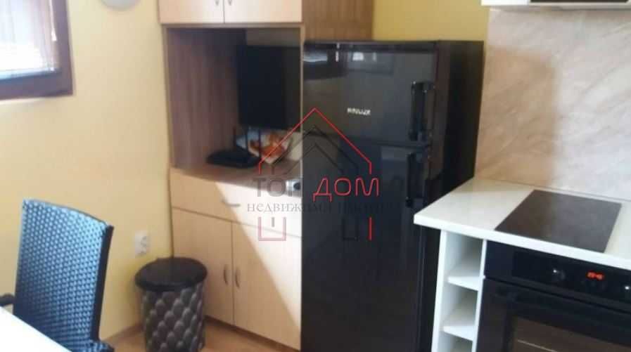 Дава се под наем Едностаен апартамент в Варна, Център - 30 кв.м за 320 € - Снимка #3