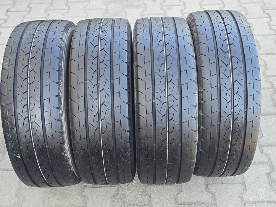 235 65 16c Bridgestone