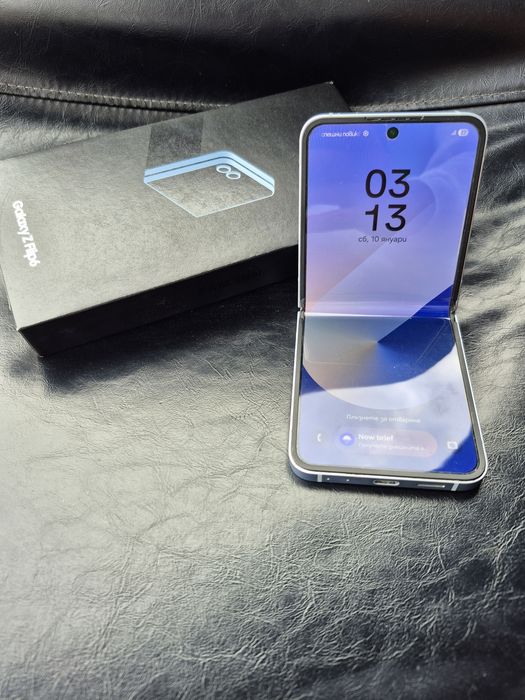 Samsung galaxy flip 6