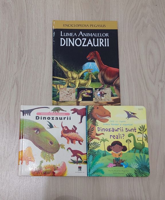 Set 3 cărți în lb română despre Dinozauri, 3-8 ani