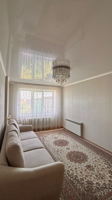 Продам квартиру 3-комнатную