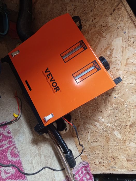 Sirocou Vevor nou cu telecomanda  utilizat foarte puțin