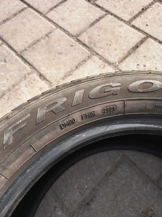 Зимни гуми debica frigo hp2 XL 225/55 R17   DOT 21