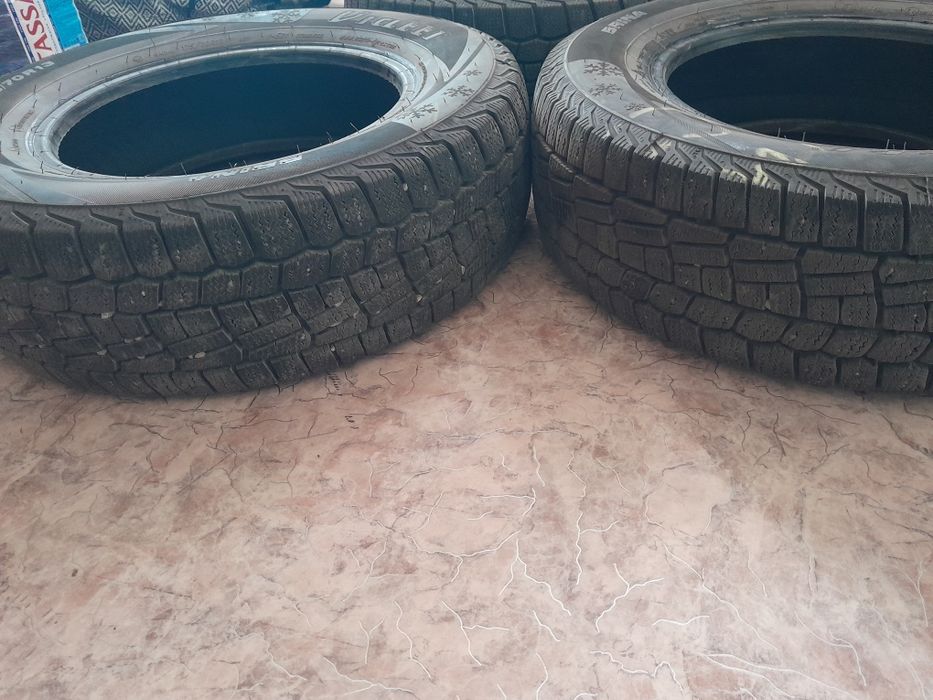 Продам шины зимние