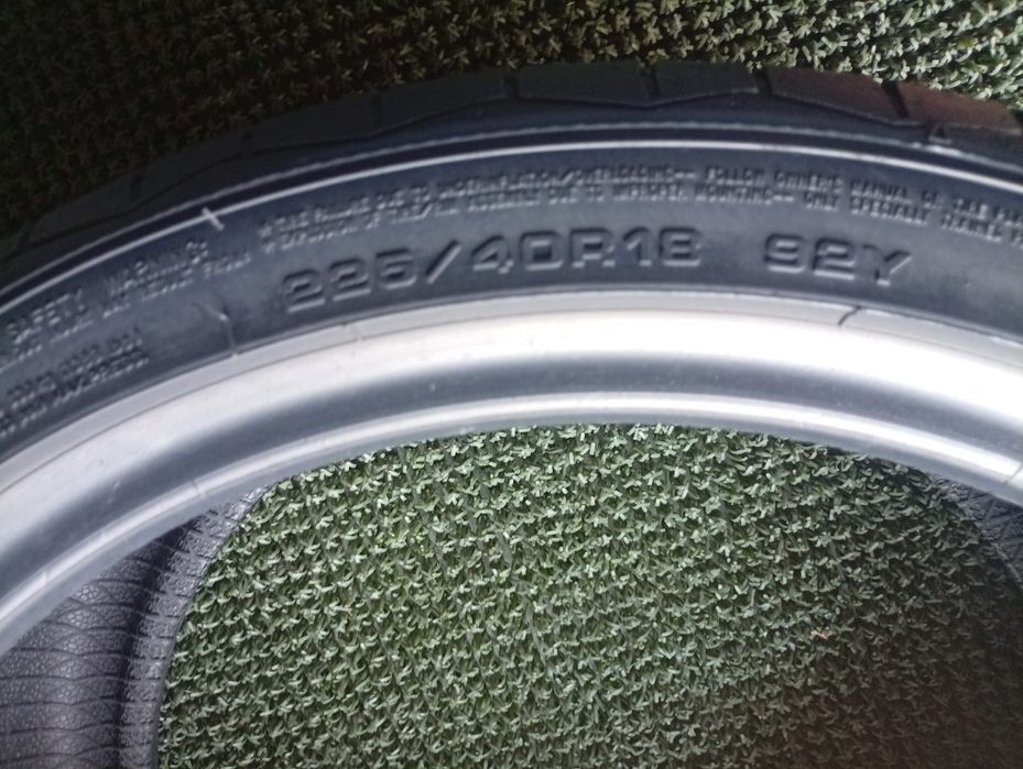 225 40 18 Debica 125 lei bucata