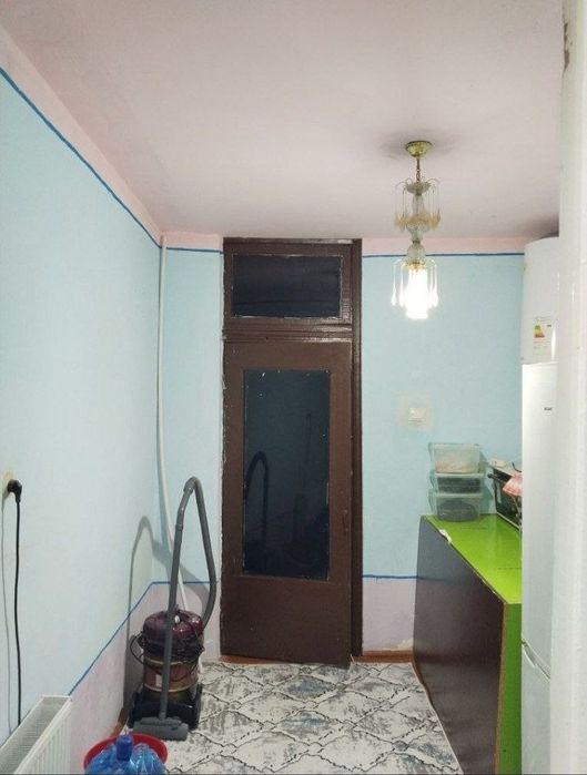 7-mikro rayonda Zarinka kafesi orqasida uy Sotiladi