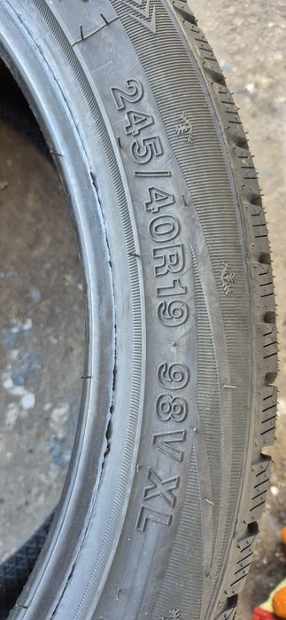 4 anvelope iarna noi Grenlander,fata 245/40/19,spate 275/35/19,dot 2026.Pretul este pe bucata.