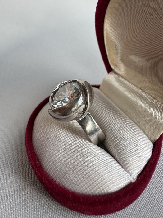 Inel din argint si cubic zirconia