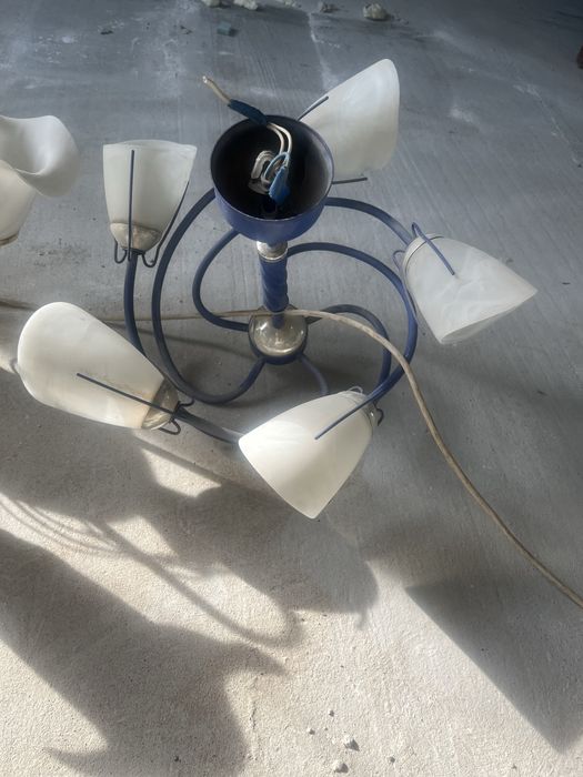 Продам люстры  каждая 1200тнг