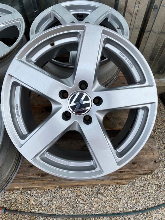 17 цола 5 х 112 мм Фолксваген , VW , Голф , Пасат , Джета , Тигуан