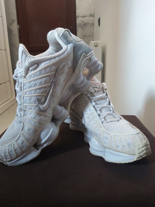 Adidasi Nike barbati mărimea 41