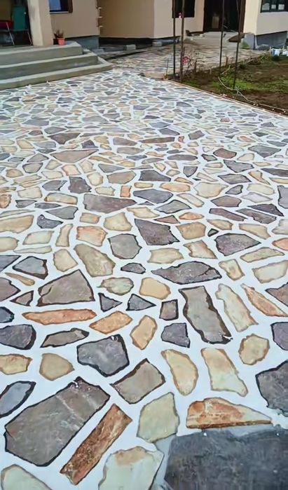 Piatră naturală de munte  Grecia  calitate  superioara .