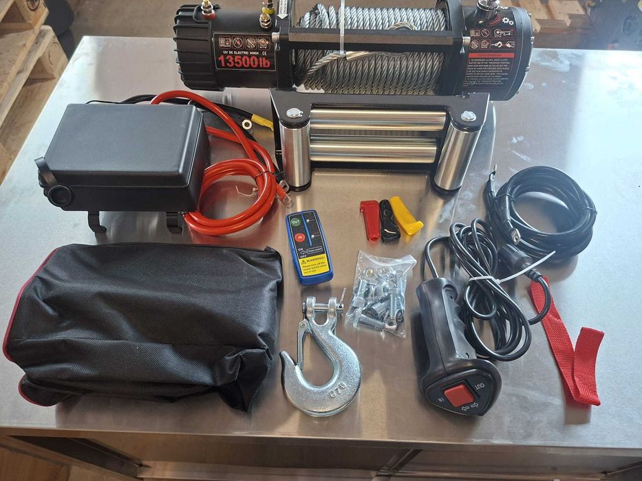 Troliu auto 13500 LBS, motor 100% cupru, releu 500A, husa bonus , factura , garantie , transport Gratuit