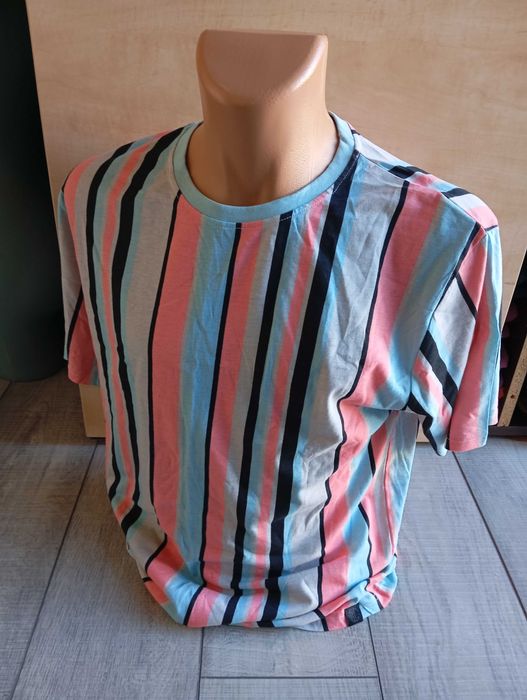 Нови Мъжки блузи къс ръкав