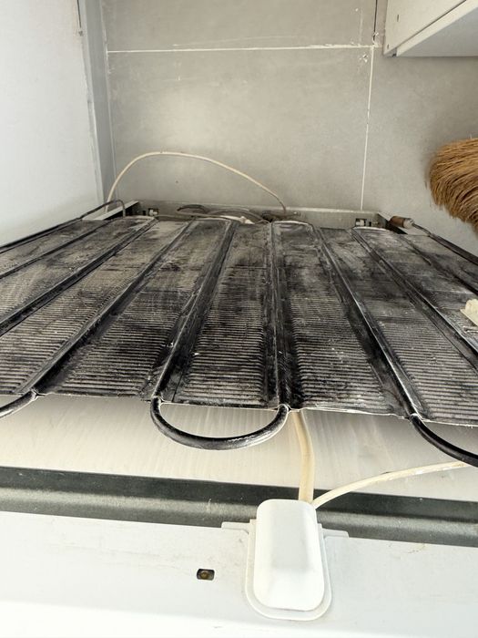 Морозильник б/у.