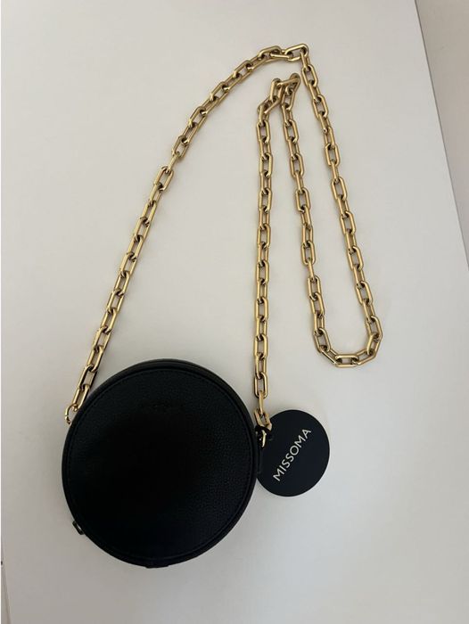 Чанта Мисома с 18 карата позлатена дръжка