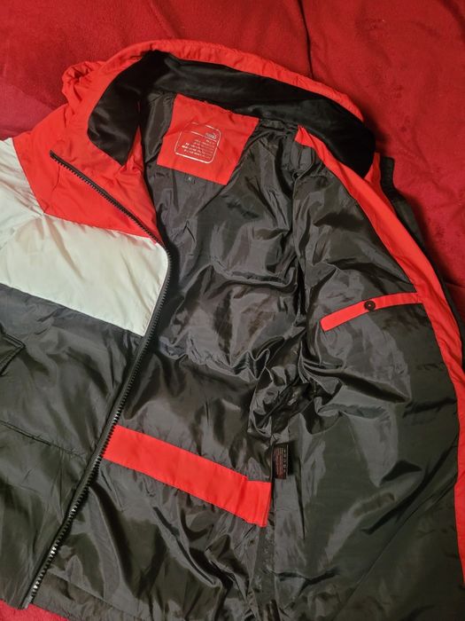 Продам мужские пуховики