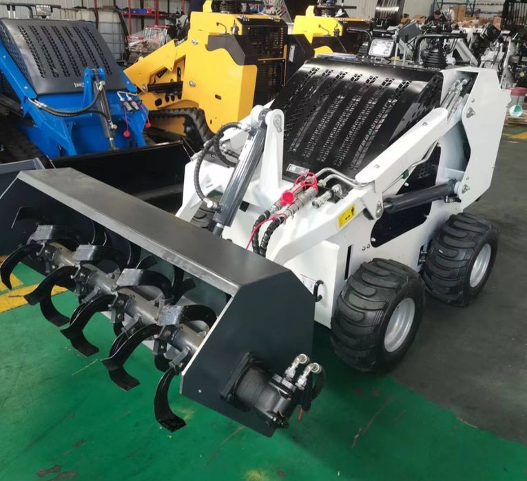 Трактор мини погрузчик