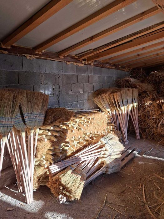 Продовам метли на Добра Цена