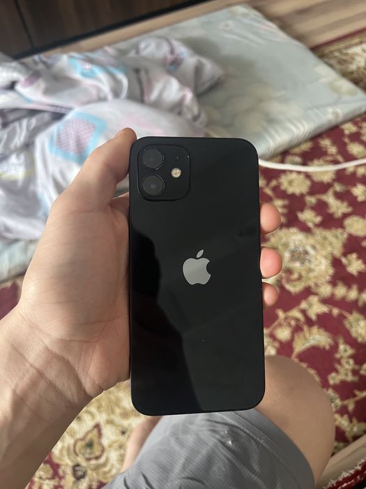 Продам или обменяю iPhone 12