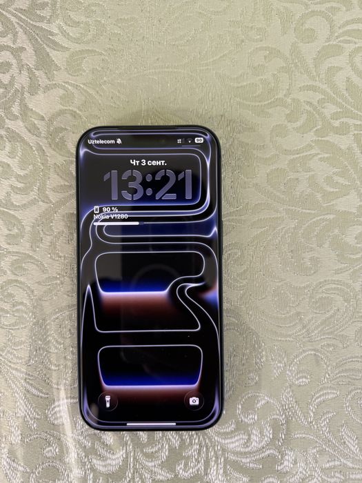 iPhone 17 pro deep blue 256 GB J/A