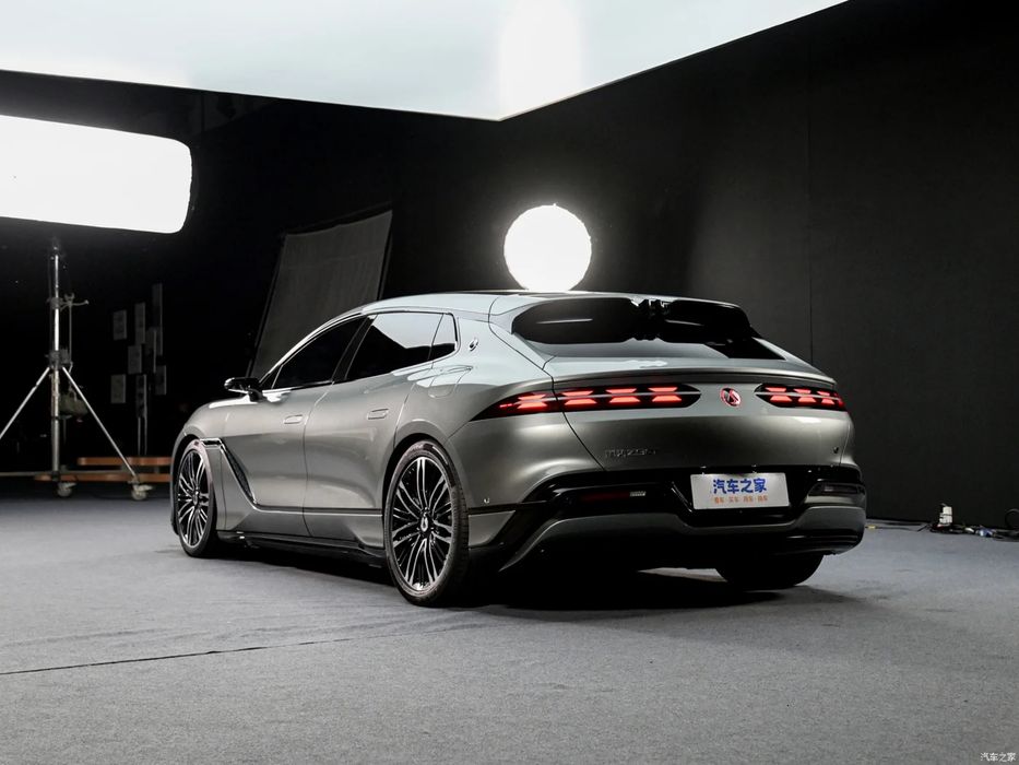 Denza Z9 GT под заказ от Terra Auto