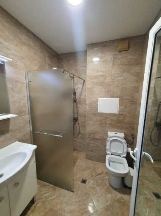 Дава се под наем Двустаен апартамент в София, Изток - 65 кв.м за 800 € - Снимка #5