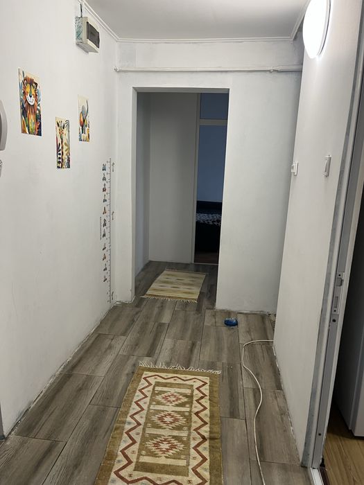 Ap. De inchiriat 2 camere decomandat