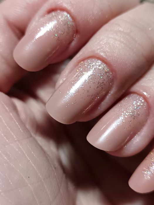 Маникюр на дому, гелевое покрытие, наращивание, ручная роспись, дизайн